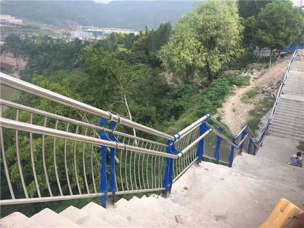 丽江不锈钢桥梁栏杆